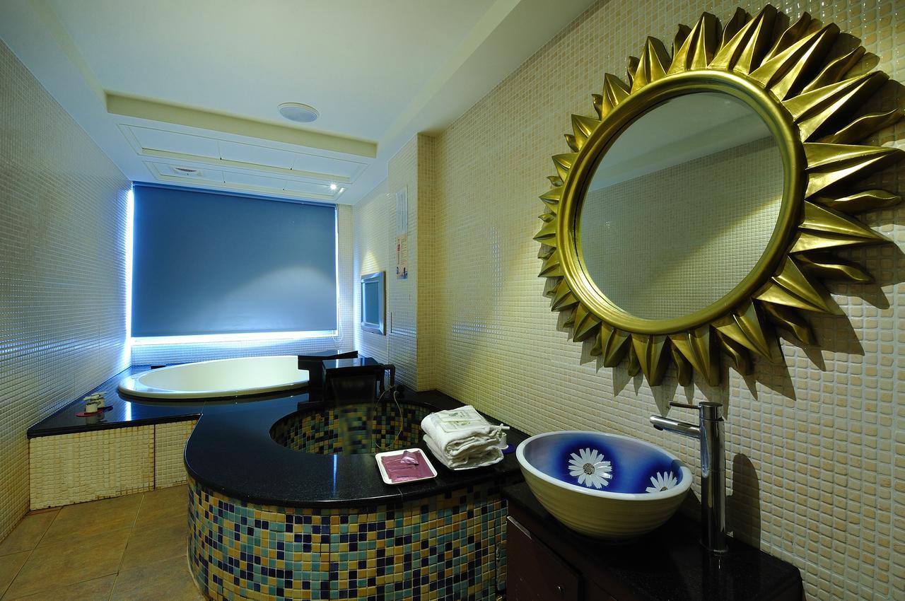 Jin Spa Resort Hotel Jinshan Exterior photo
